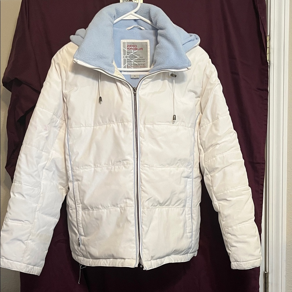 ZeroXposur White Jacket with Light Blue Fleece Lining Ladies size XL